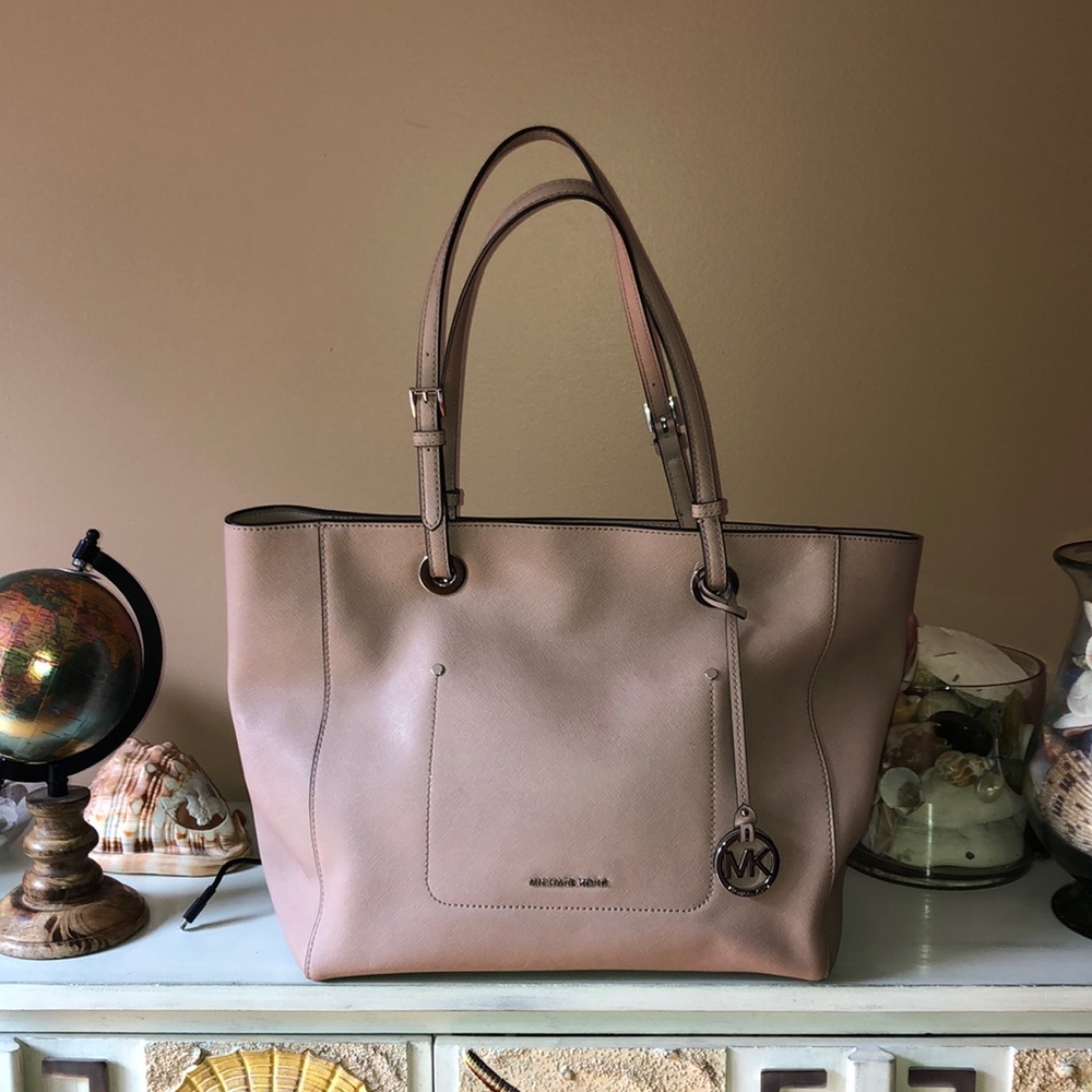 Michael Kors Walsh Tote